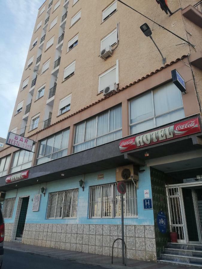 Hotel Alain Silla Exterior photo